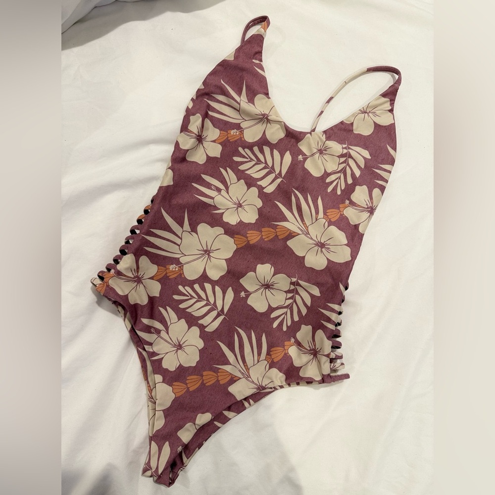 Stone Fox One Piece